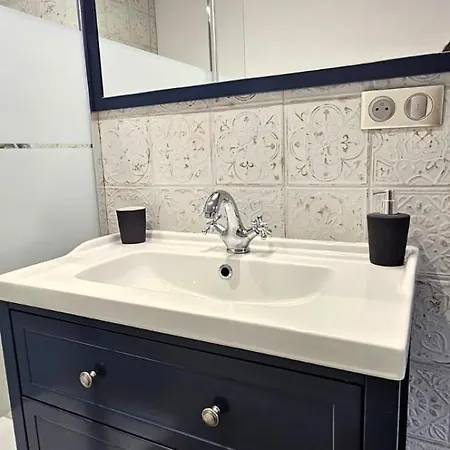 Holiday home Mas Les Fabrys Au Coeur Du Luberon Bonnieux