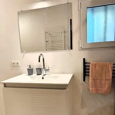 Holiday home Mas Les Fabrys Au Coeur Du Luberon
