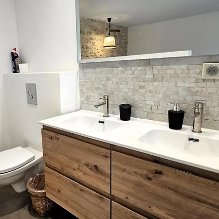 Mas Les Fabrys Au Coeur Du Luberon Holiday home *