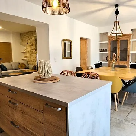 Holiday home Mas Les Fabrys Au Coeur Du Luberon *